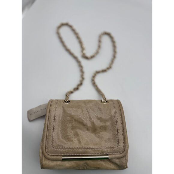 Ann Taylor Handbags - Ann Taylor Crossbody Bag tan
